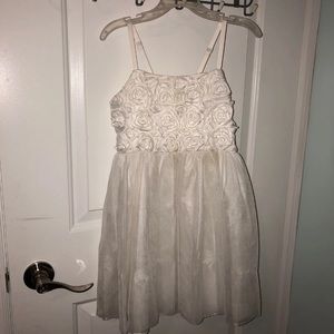 Girls dress